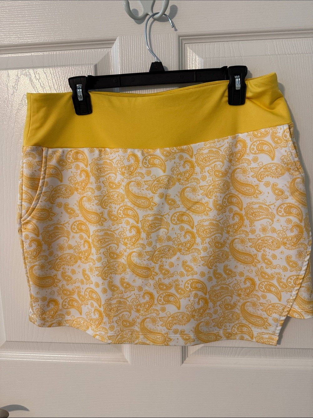 Yellow Paisley Mini Golf Skort with Stretch Waistband - Women’s Golf Skort